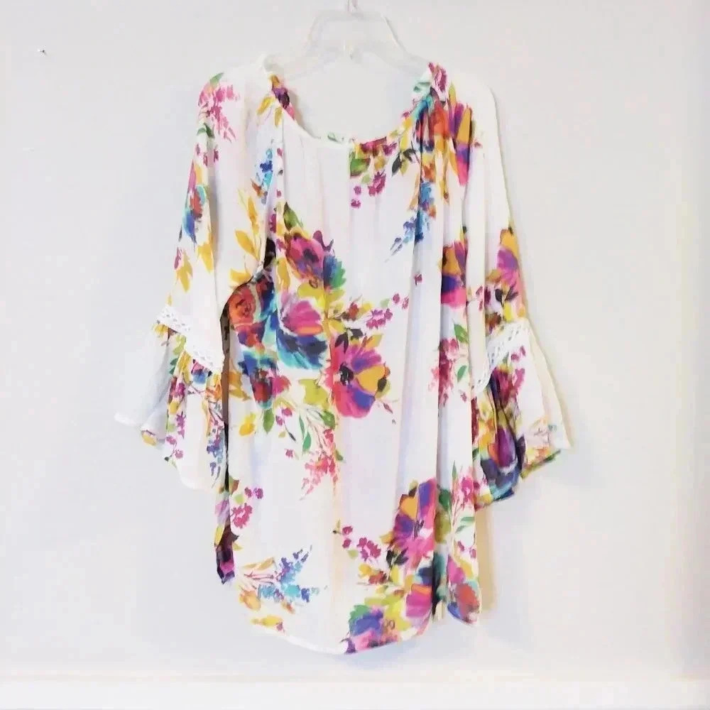 Melissa Paige Floral‎ Top
